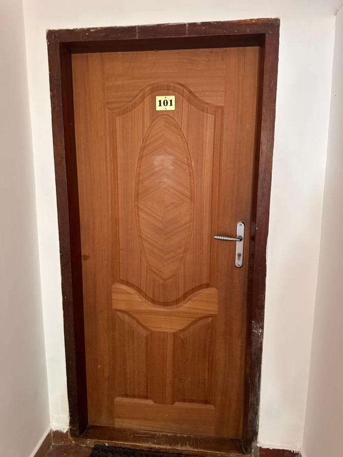 Mps Saai Residency Hotell Tiruvannāmalai Exteriör bild